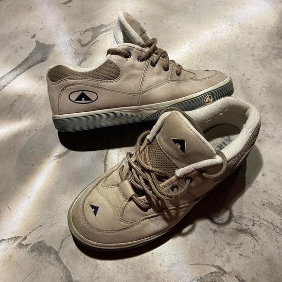 vintage skate shoes airwalk skate shoes grunge chunky skate shoe tan size 10 - Picture 1 of 5